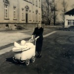 Dane m. Kinderwagen